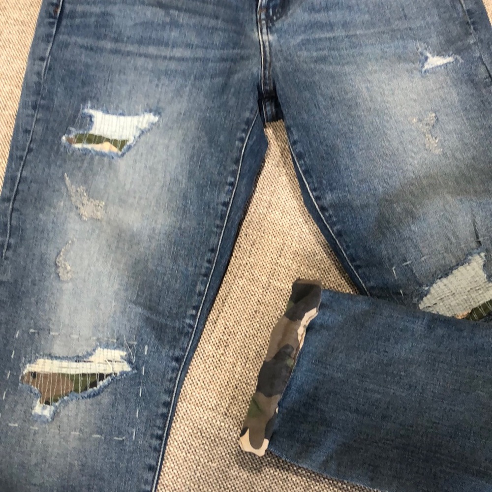 Special edition GAP camo patch jean